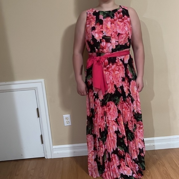 Eliza J Floral Print Pleated Chiffon Maxi Dress - Picture 4 of 8